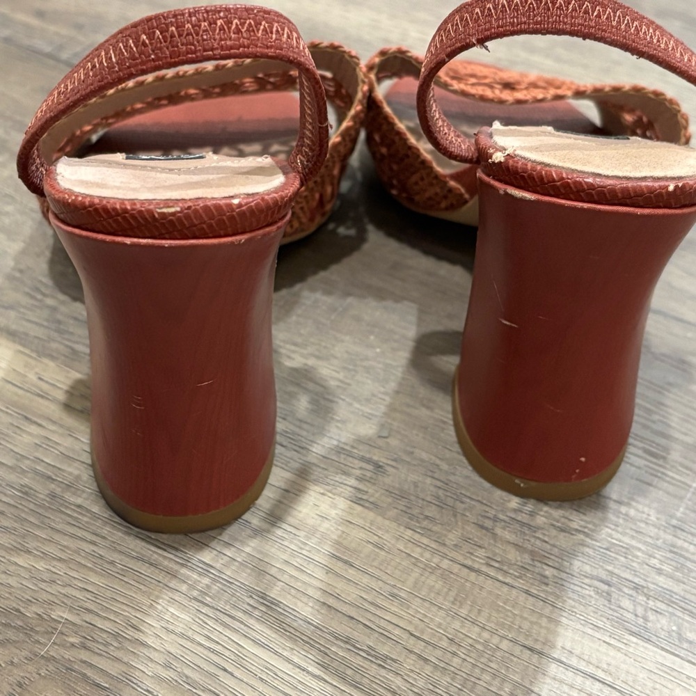 Zac Posen Women's Brown/Orange Sandals - Picture 6 of 8